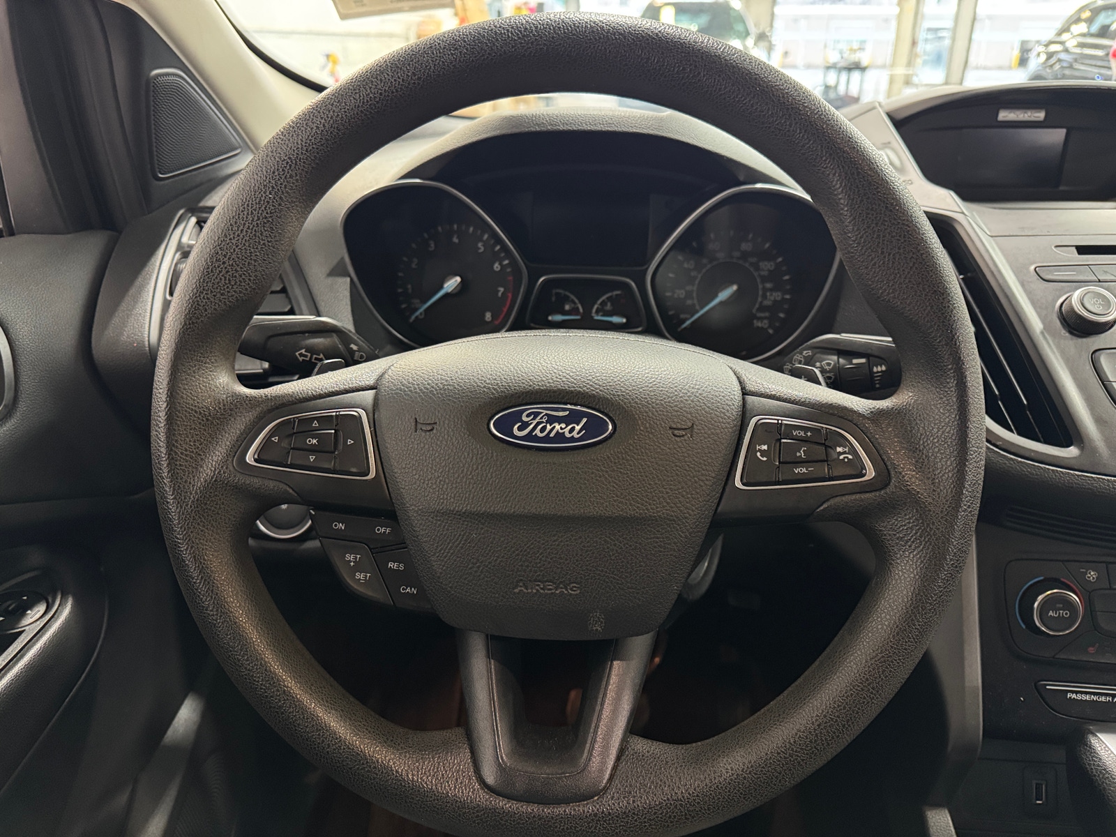 Thumbnail: 2017 Ford Escape - 5