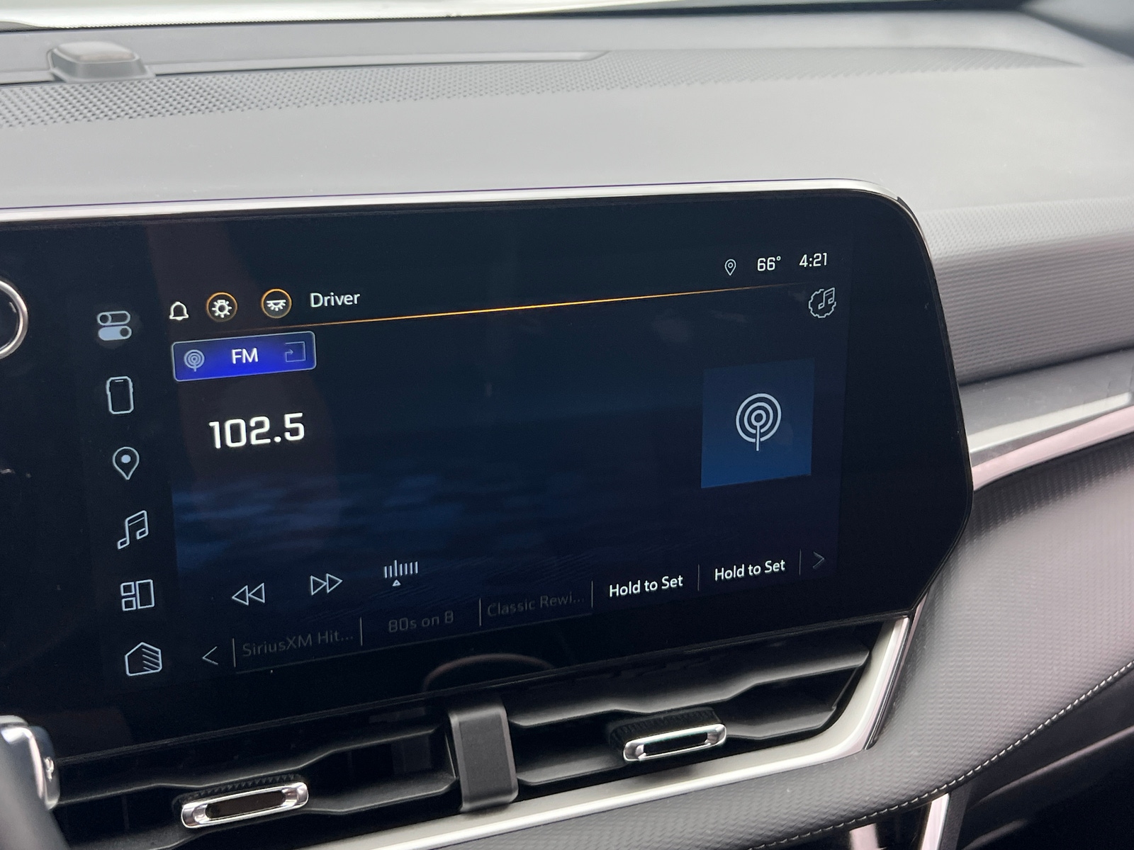 Thumbnail: 2025 Chevrolet Equinox - 4