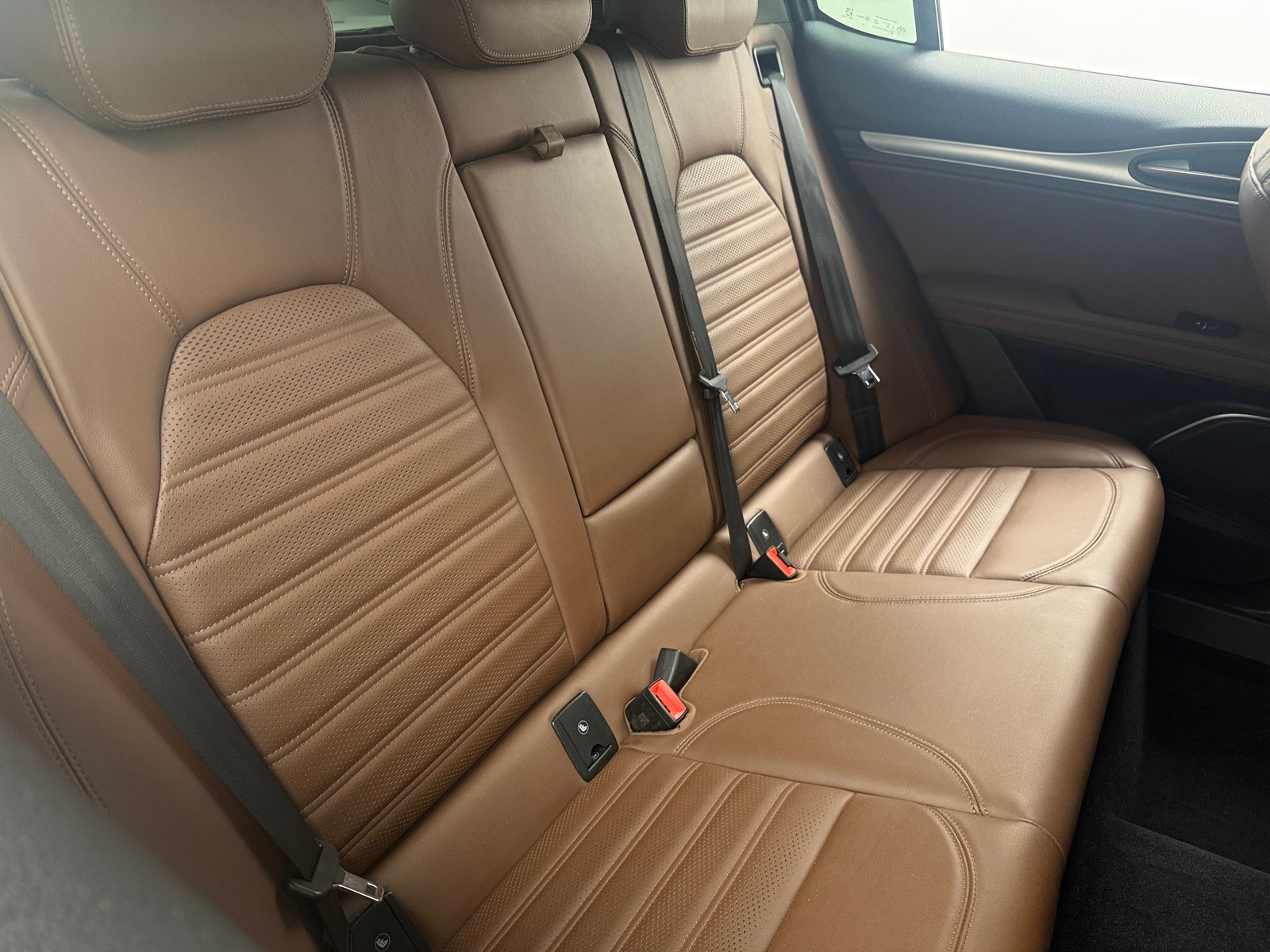 Thumbnail: 2019 Alfa Romeo Stelvio - 5