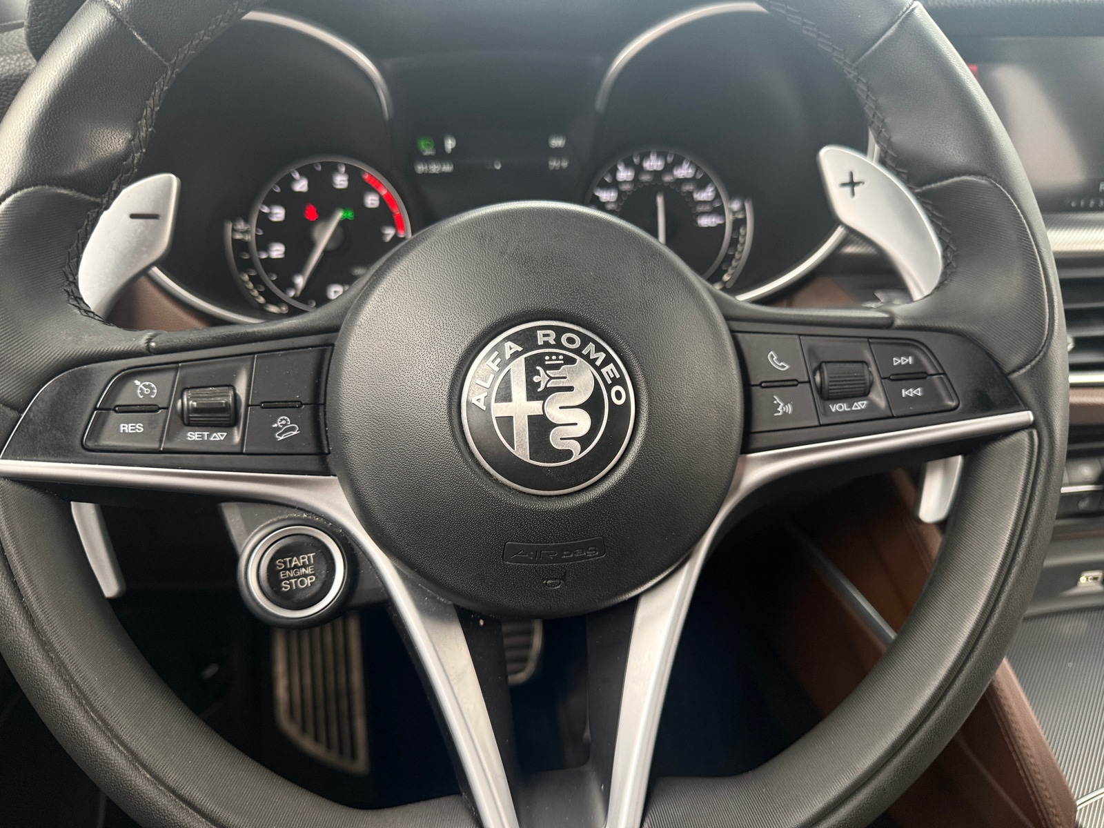 Thumbnail: 2019 Alfa Romeo Stelvio - 4