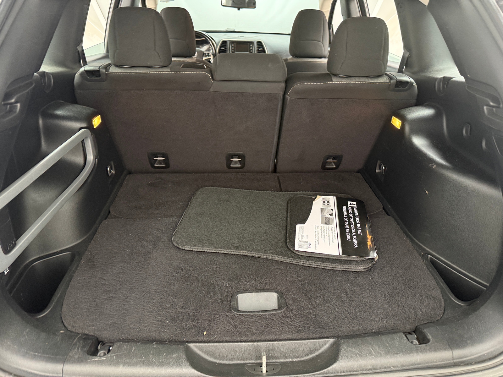 Thumbnail: 2016 Jeep Cherokee - 7