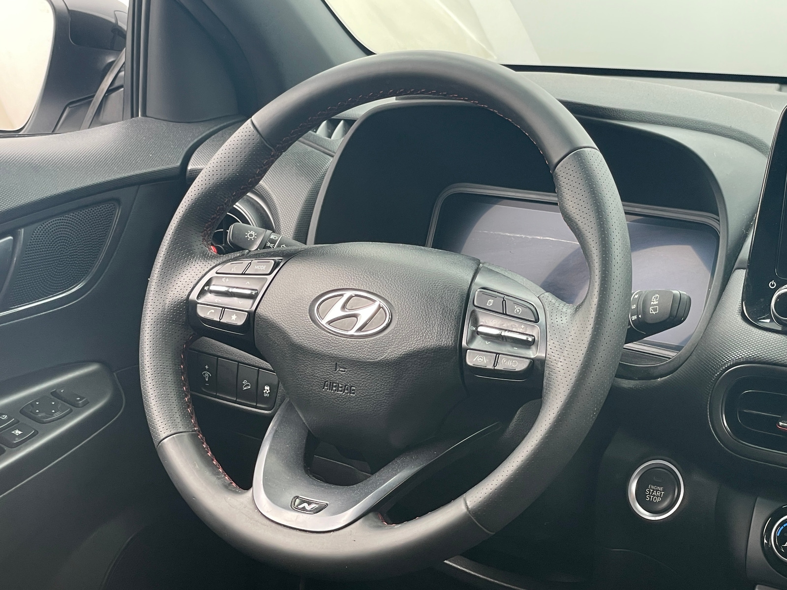 Thumbnail: 2023 Hyundai Kona - 5