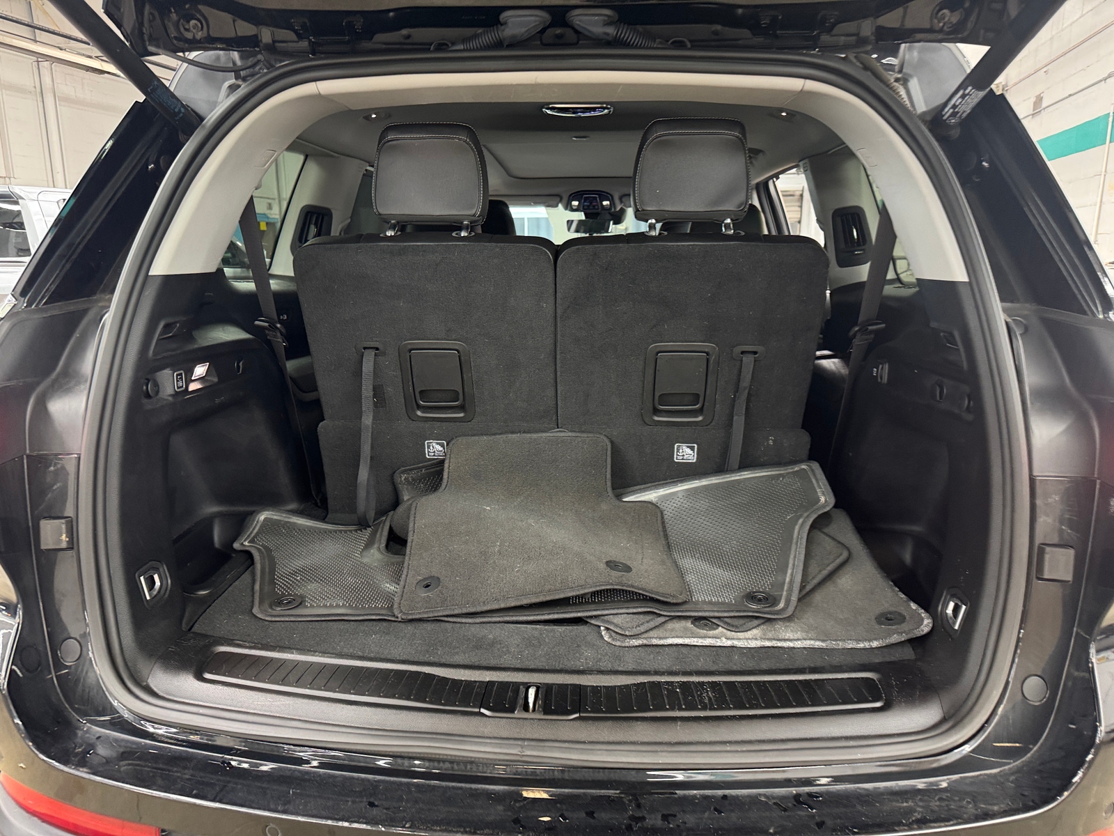 Thumbnail: 2023 Jeep Grand Cherokee L - 6