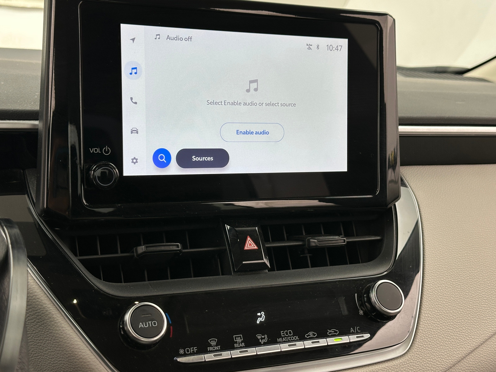 Thumbnail: 2023 Toyota Corolla - 4