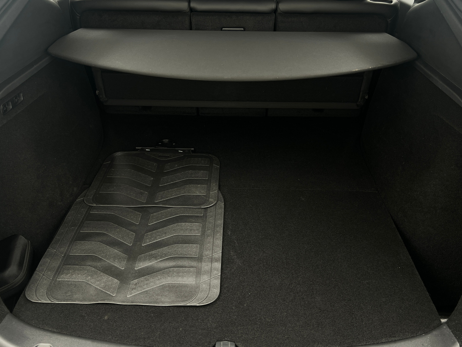 Thumbnail: 2024 Tesla Model Y - 6