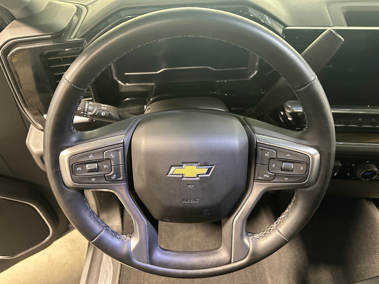 Thumbnail: 2024 Chevrolet Silverado 1500 - 5