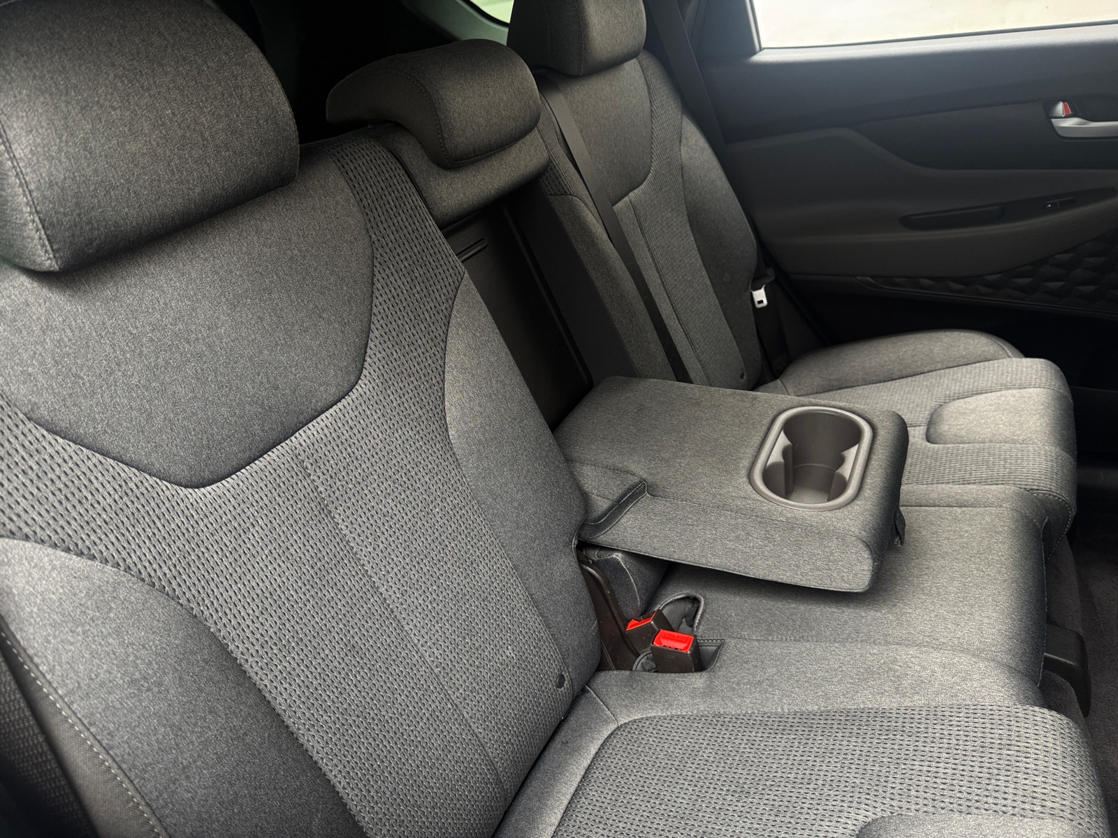 Thumbnail: 2020 Hyundai Santa Fe - 6