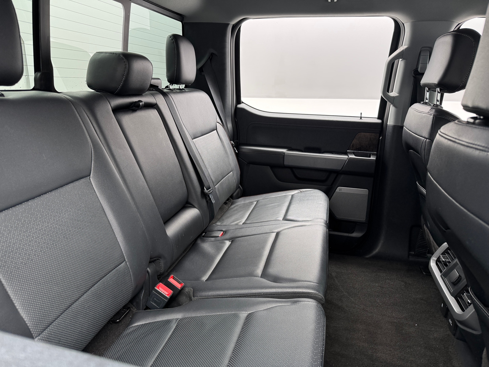 Thumbnail: 2022 Ford Econoline - 5