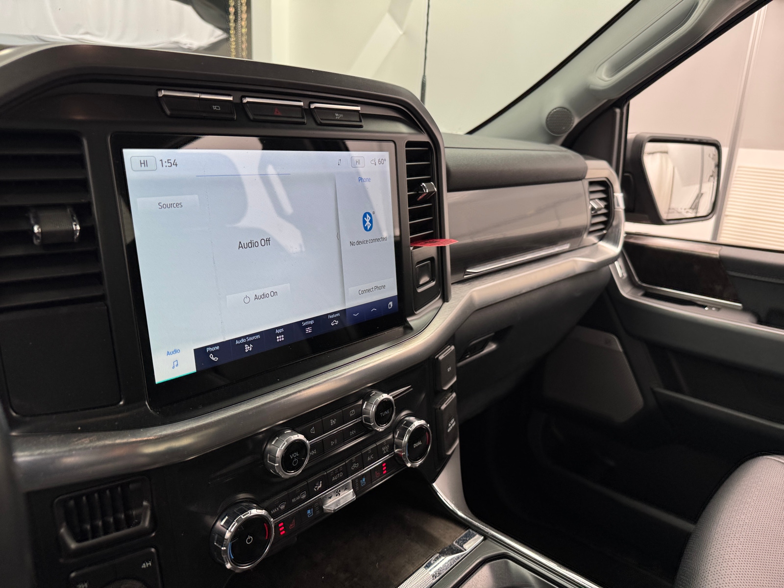 Thumbnail: 2022 Ford Econoline - 3