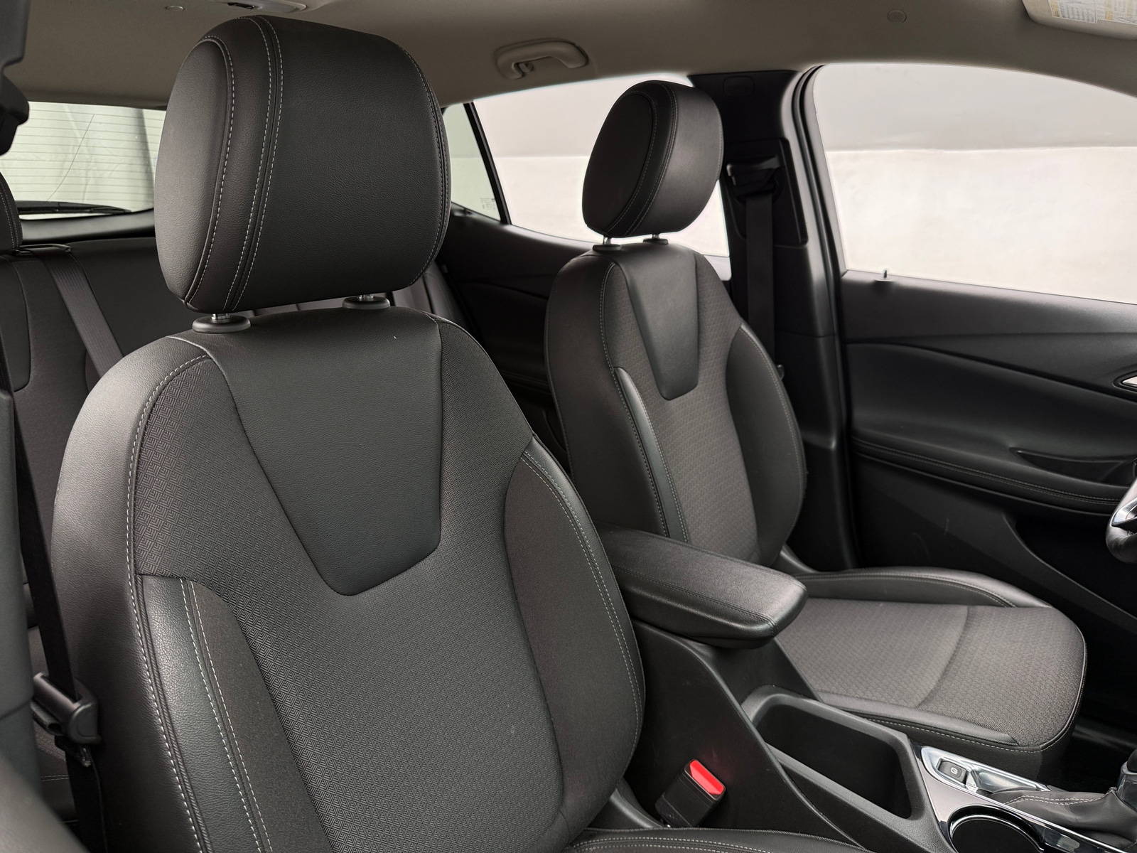 Thumbnail: 2025 Buick Encore GX - 2