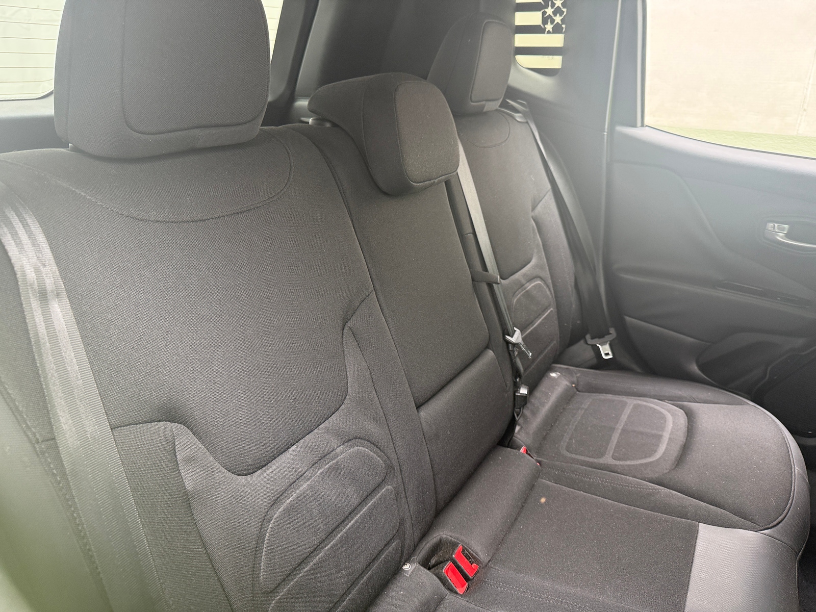 Thumbnail: 2017 Jeep Renegade - 6