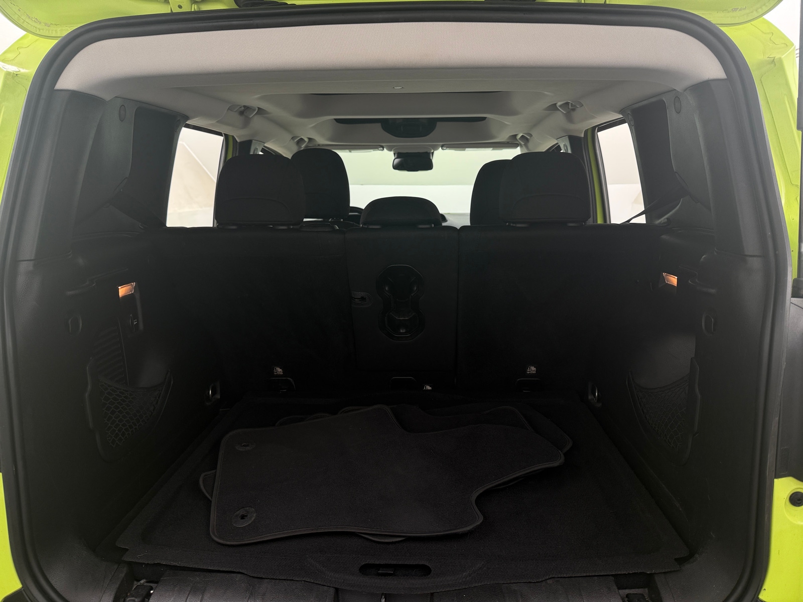 Thumbnail: 2017 Jeep Renegade - 7