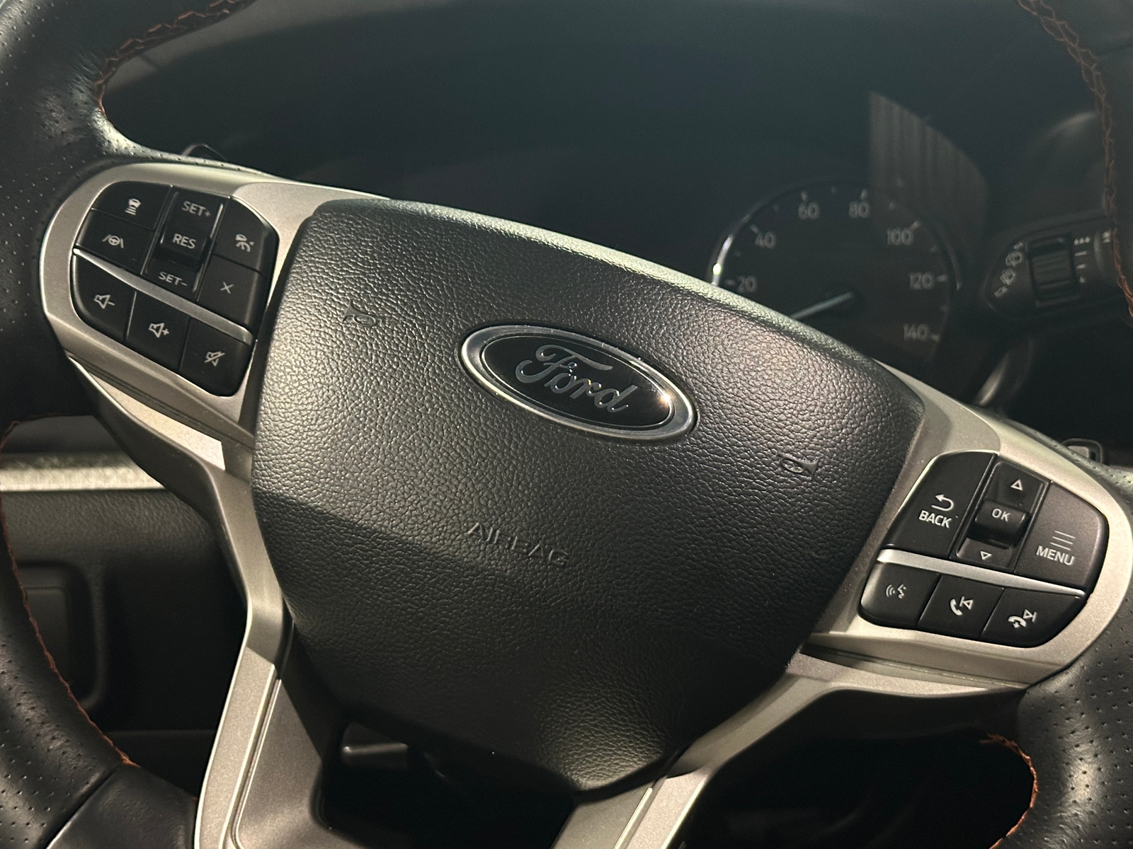 Thumbnail: 2022 Ford Explorer - 4