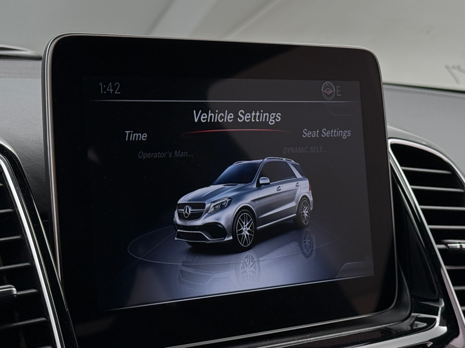 Thumbnail: 2018 Mercedes-Benz GLE - 3