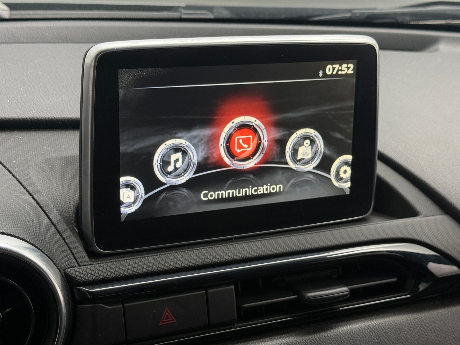 Thumbnail: 2017 Mazda MX-5 Miata - 3