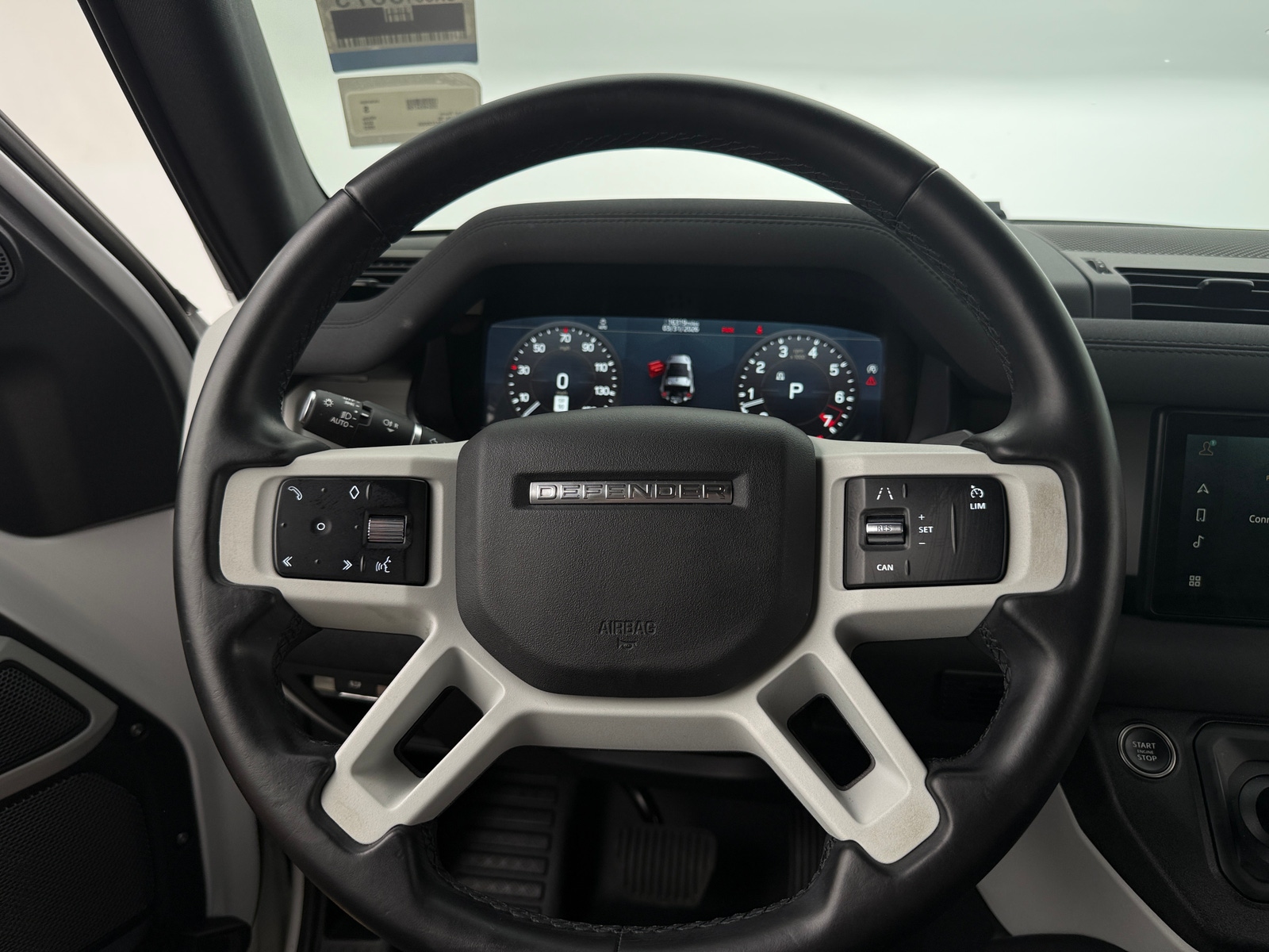 Thumbnail: 2023 Land Rover Defender - 4