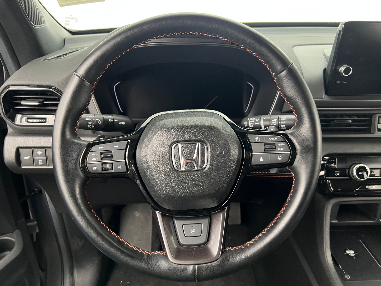 Thumbnail: 2024 Honda Pilot - 4