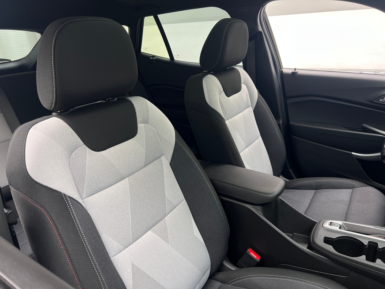 Thumbnail: 2026 Chevrolet Trax - 2