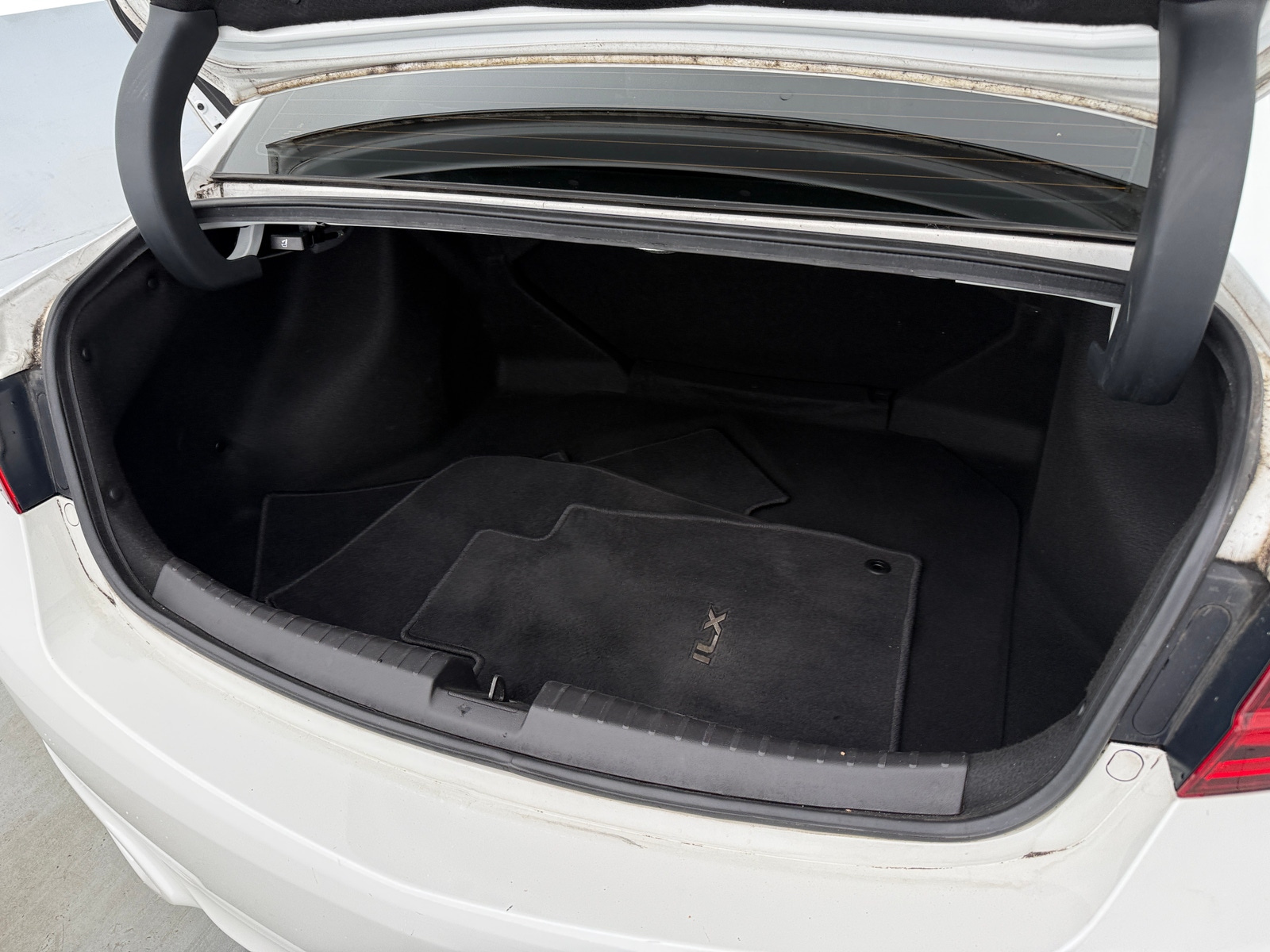 Thumbnail: 2018 Acura ILX - 6