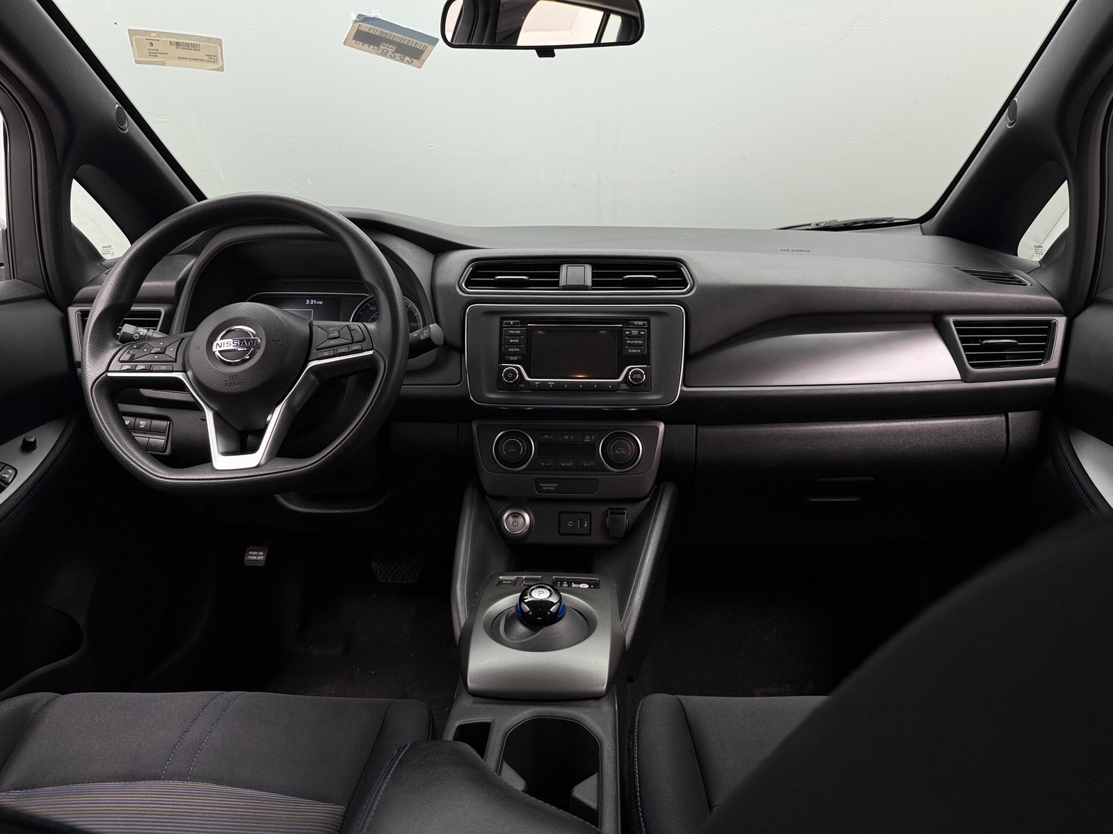 Thumbnail: 2019 Nissan Leaf - 3