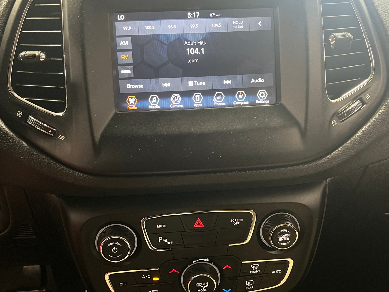 Thumbnail: 2018 Jeep Compass - 4