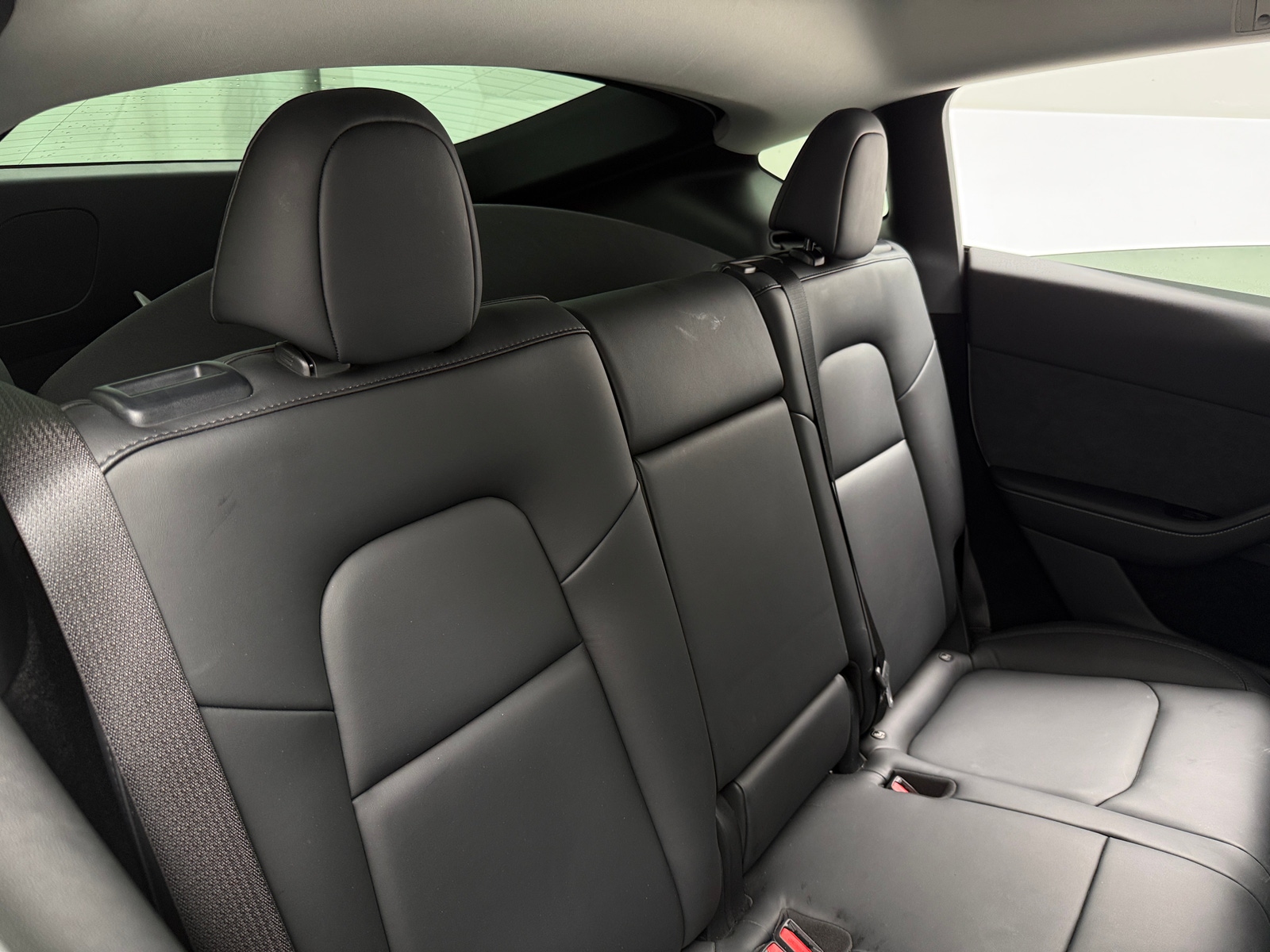 Thumbnail: 2023 Tesla Model Y - 4