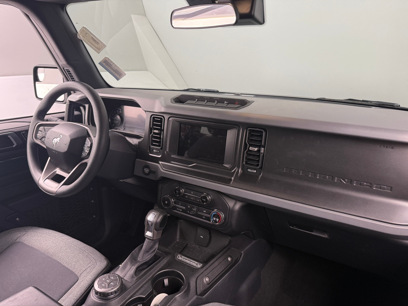 Thumbnail: 2022 Ford Bronco - 3