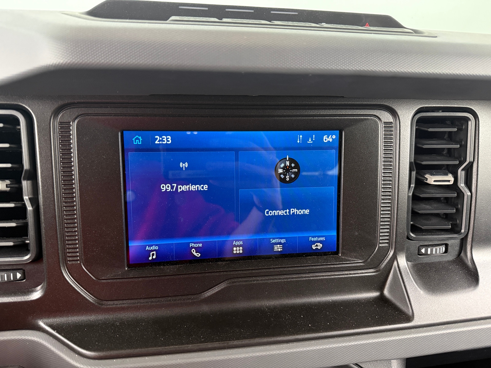 Thumbnail: 2022 Ford Bronco - 4