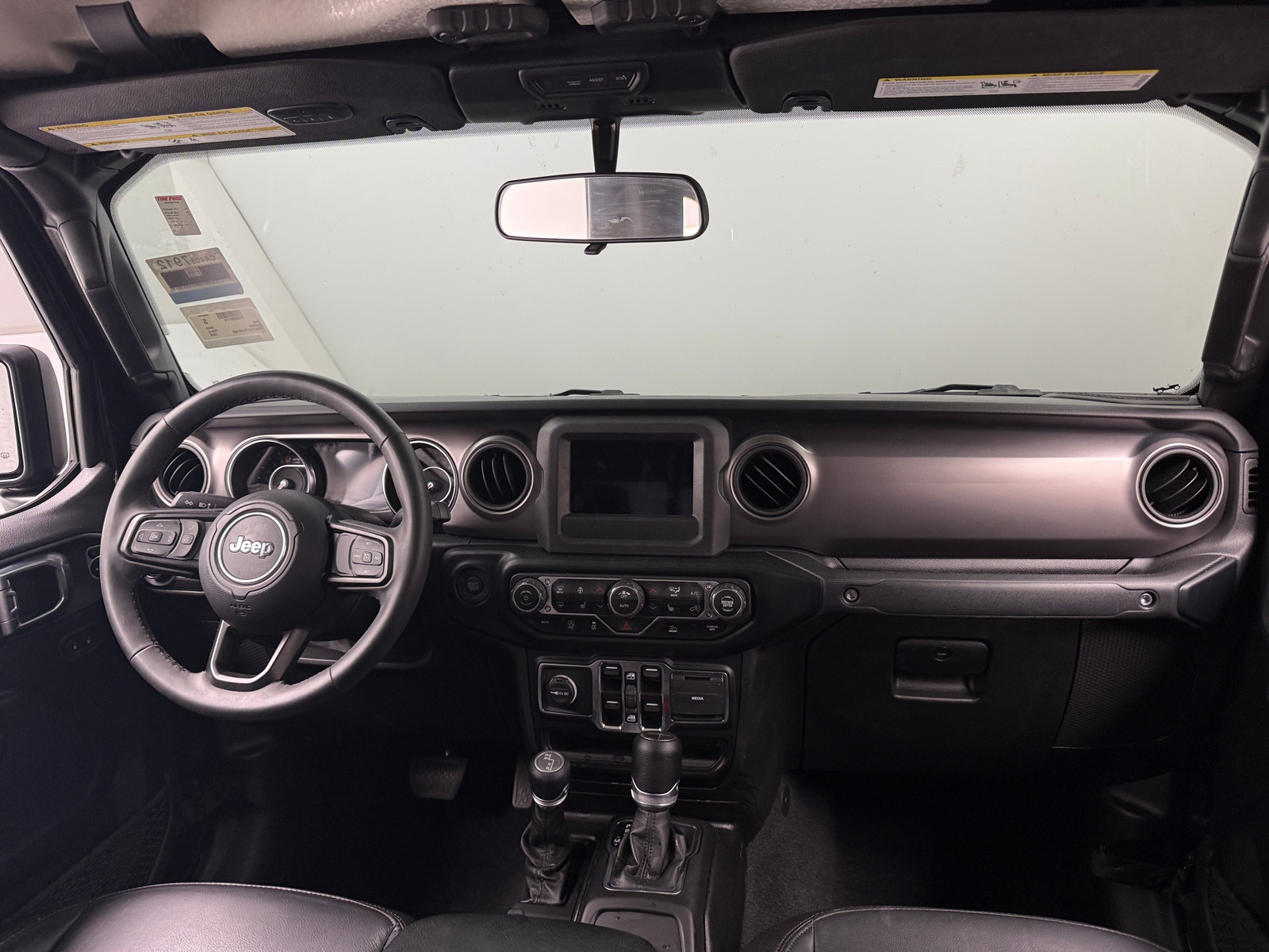 Thumbnail: 2023 Jeep Gladiator - 3