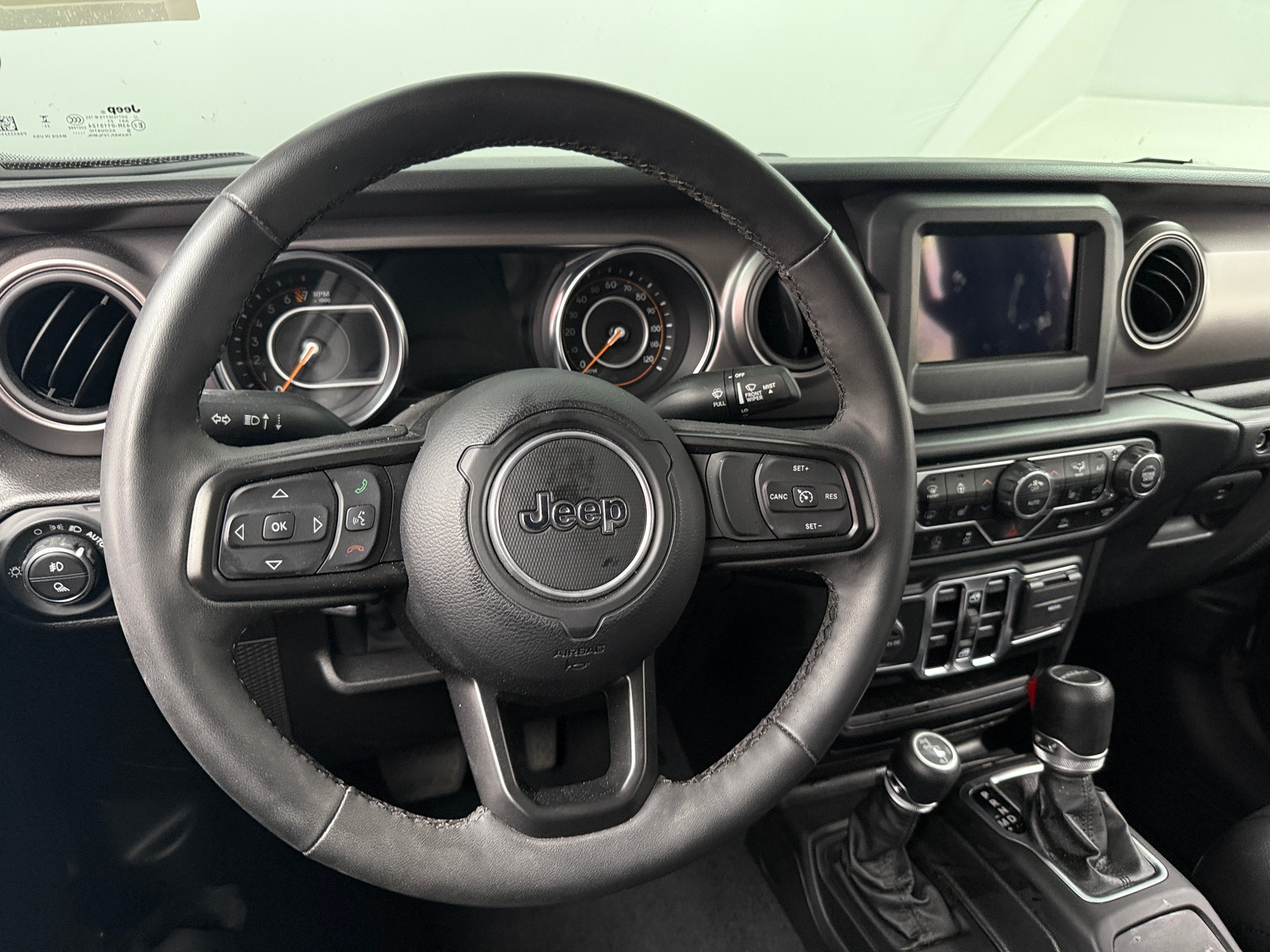 Thumbnail: 2023 Jeep Gladiator - 5