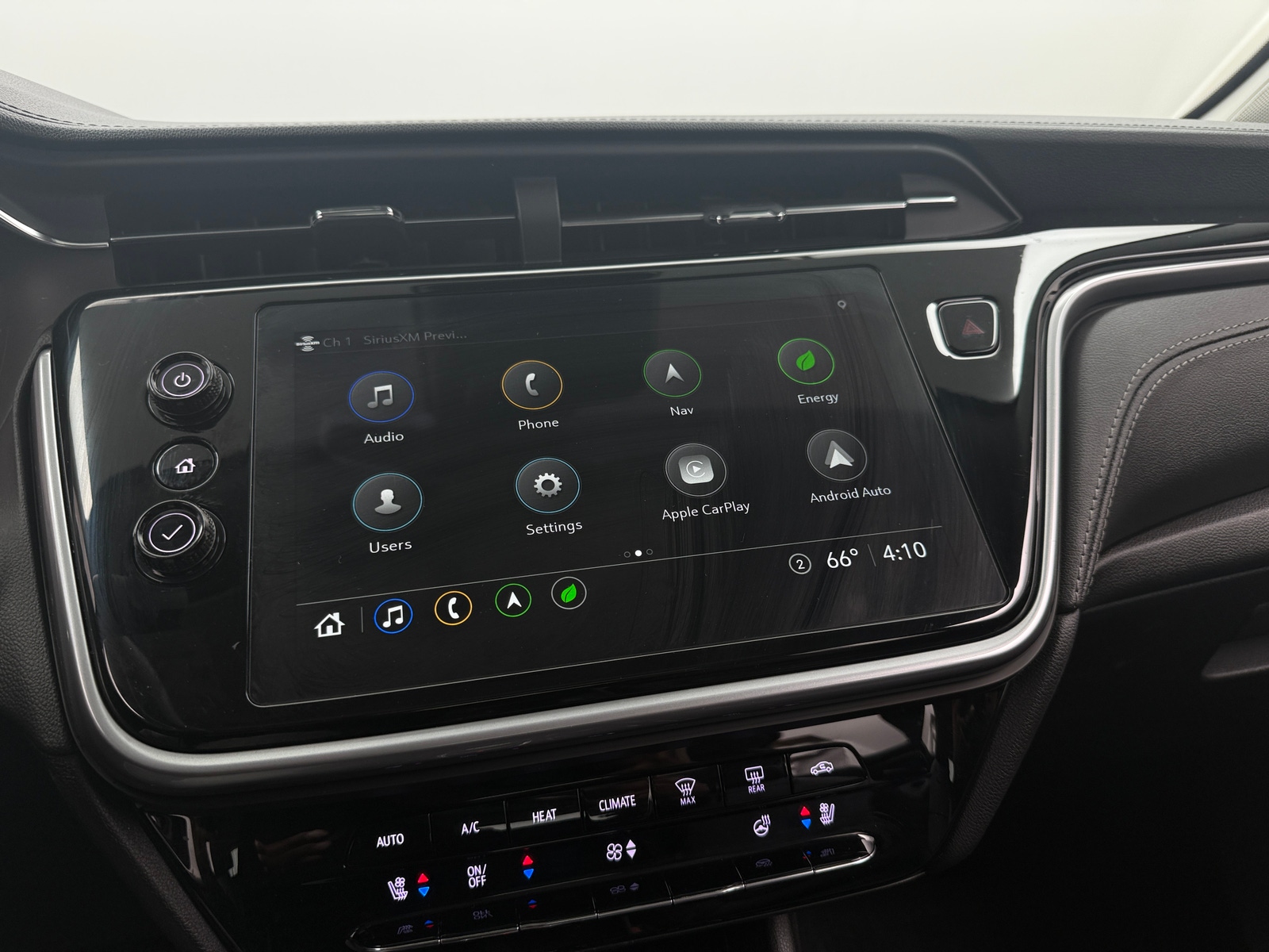 Thumbnail: 2023 Chevrolet Bolt EUV - 3