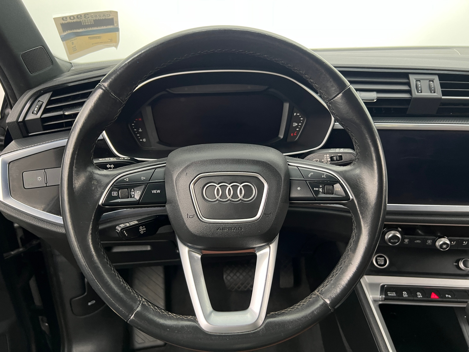 Thumbnail: 2022 Audi Q3 - 4