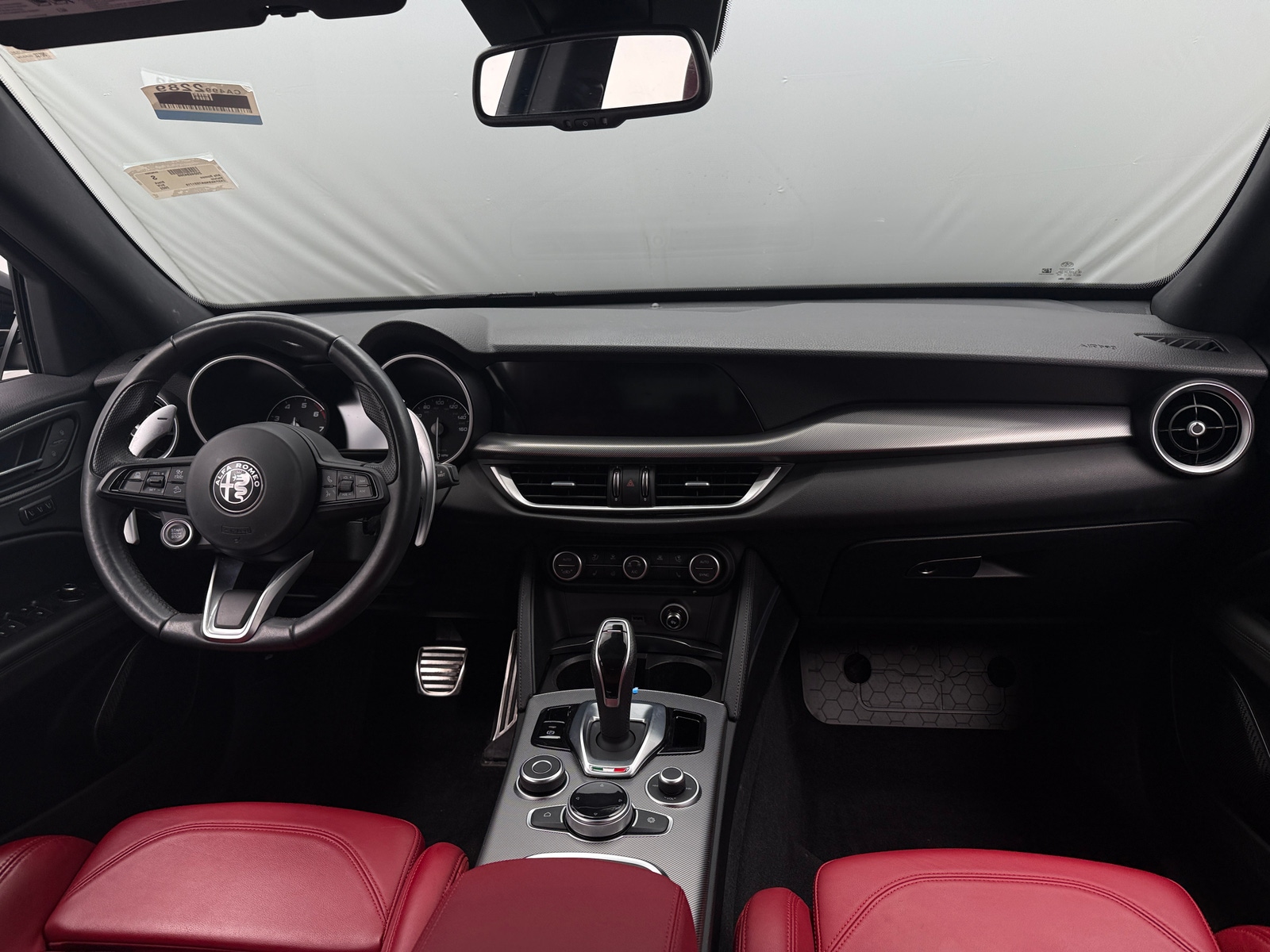 Thumbnail: 2022 Alfa Romeo Stelvio - 2