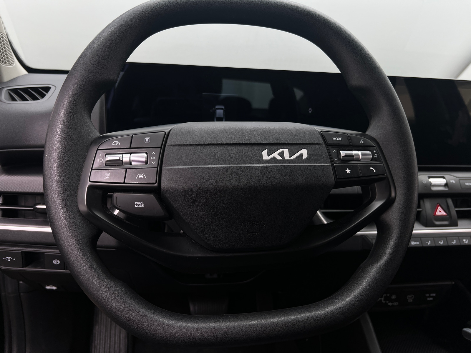 Thumbnail: 2025 Kia K4 - 5