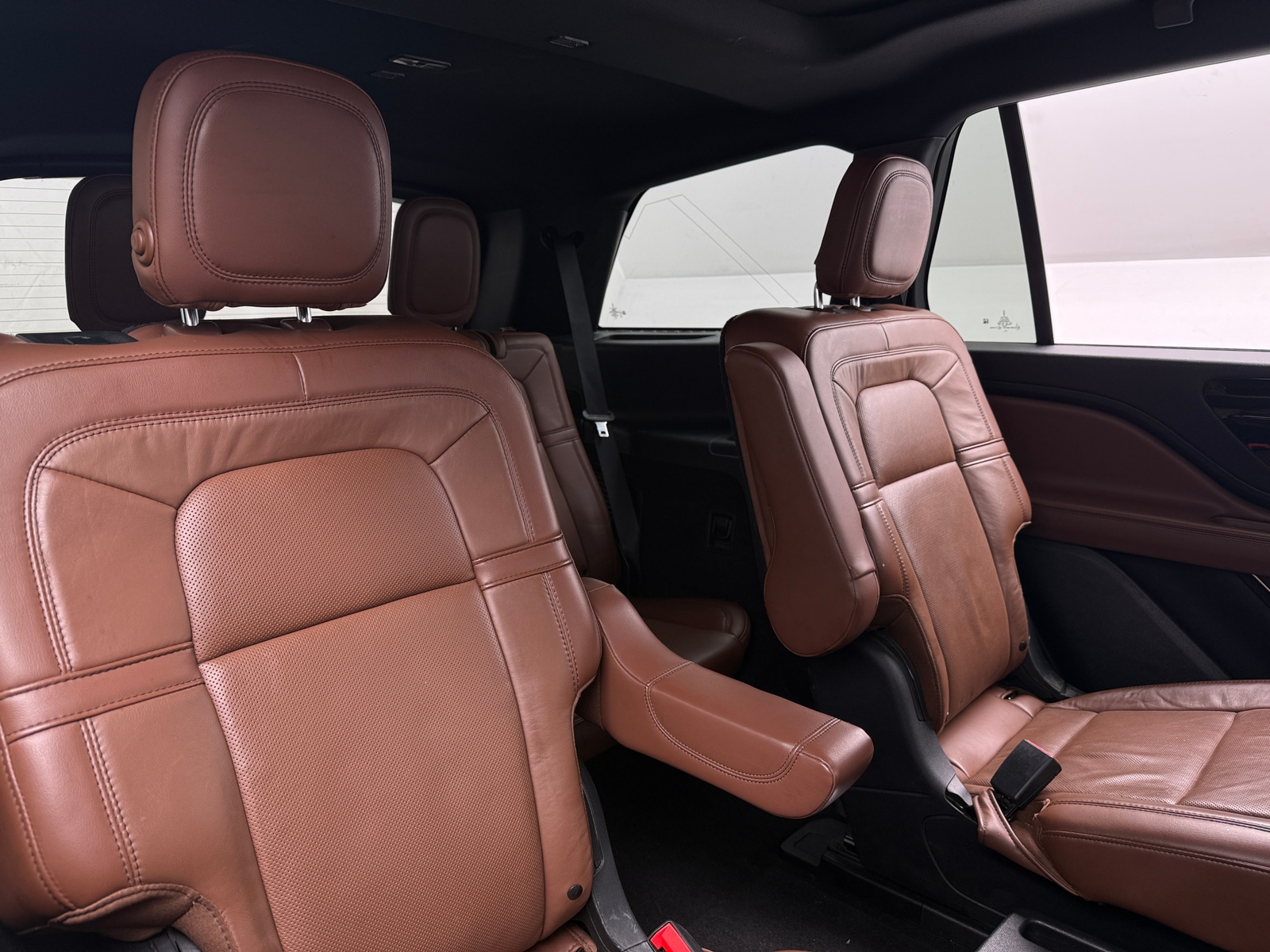 Thumbnail: 2020 Lincoln Aviator - 5