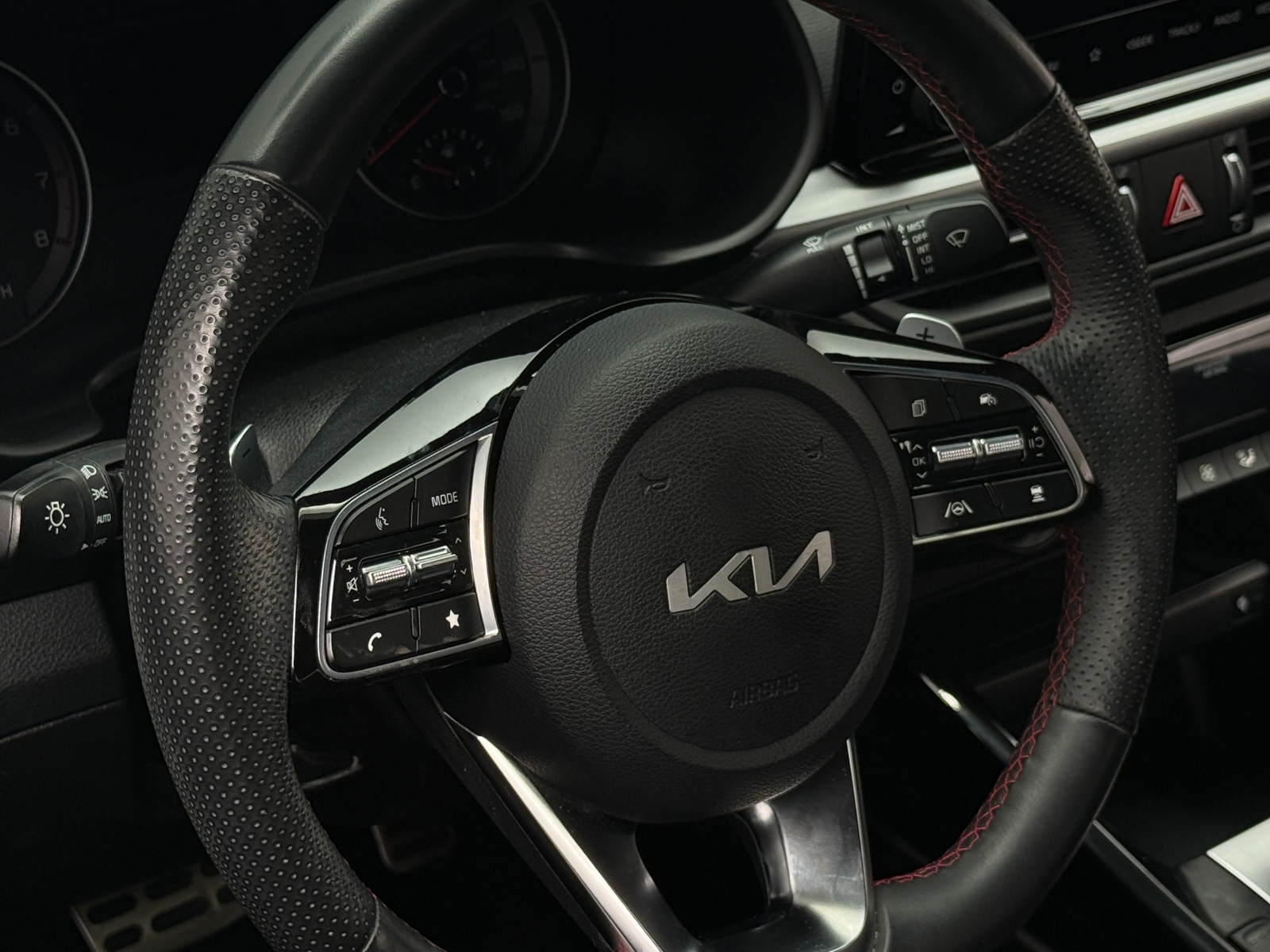 Thumbnail: 2023 Kia Forte - 5