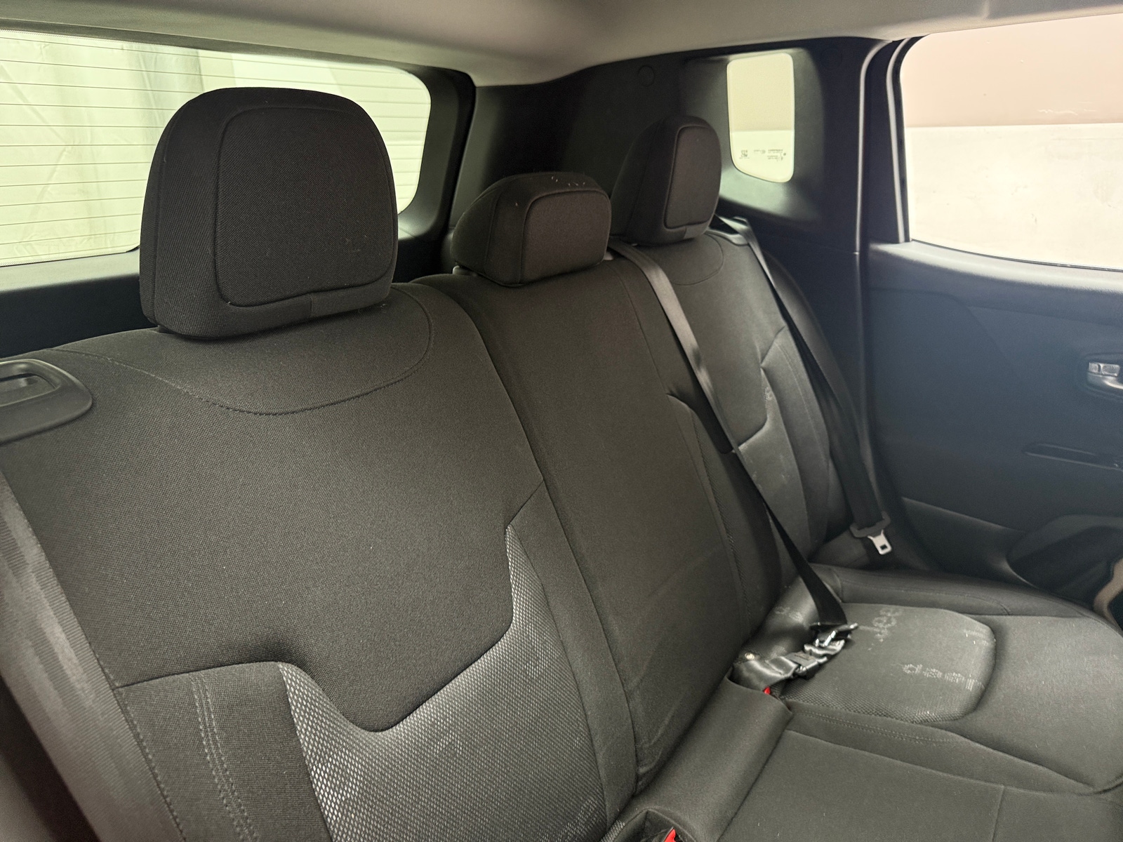 Thumbnail: 2017 Jeep Renegade - 6