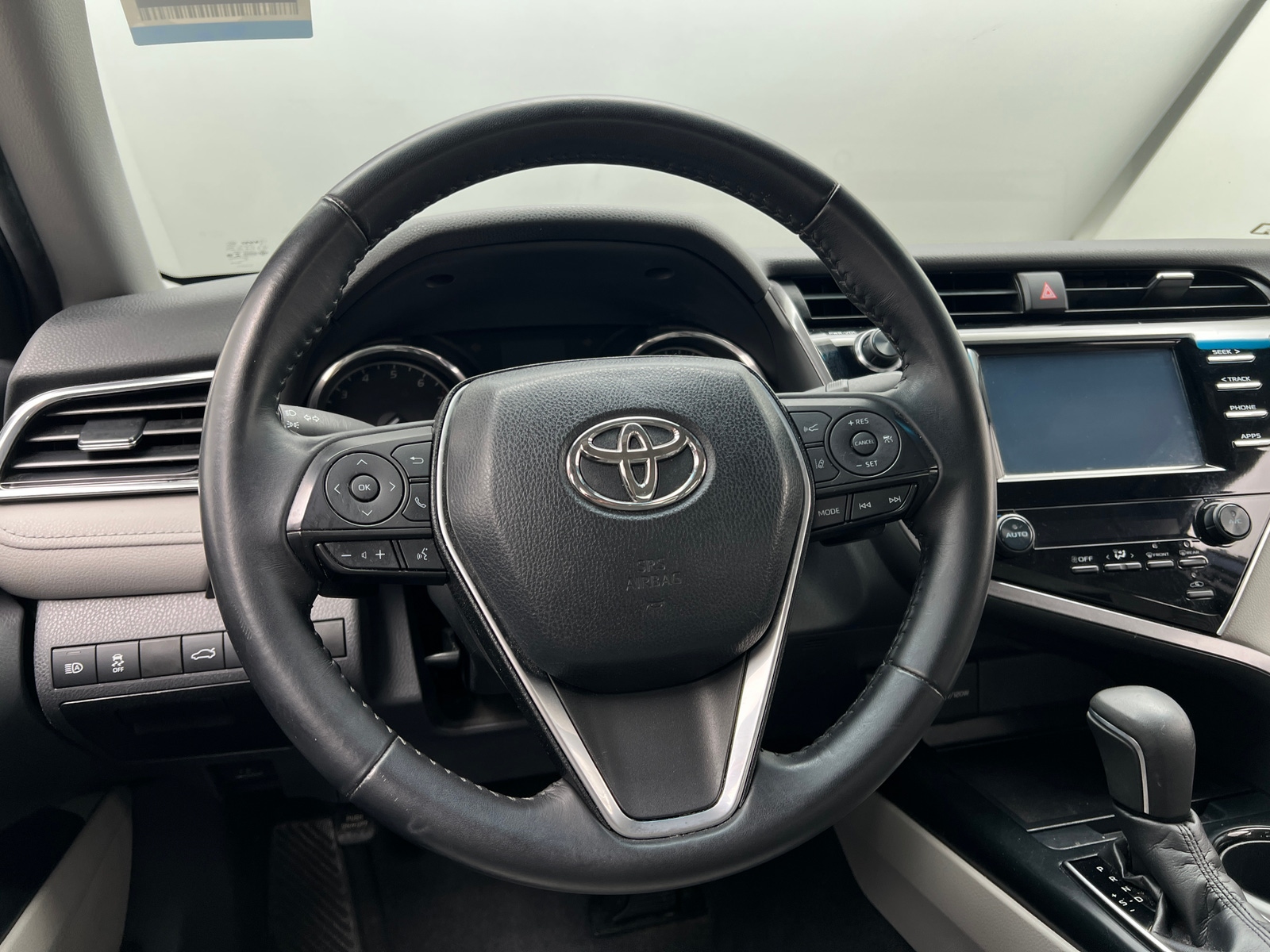 Thumbnail: 2018 Toyota Camry - 4