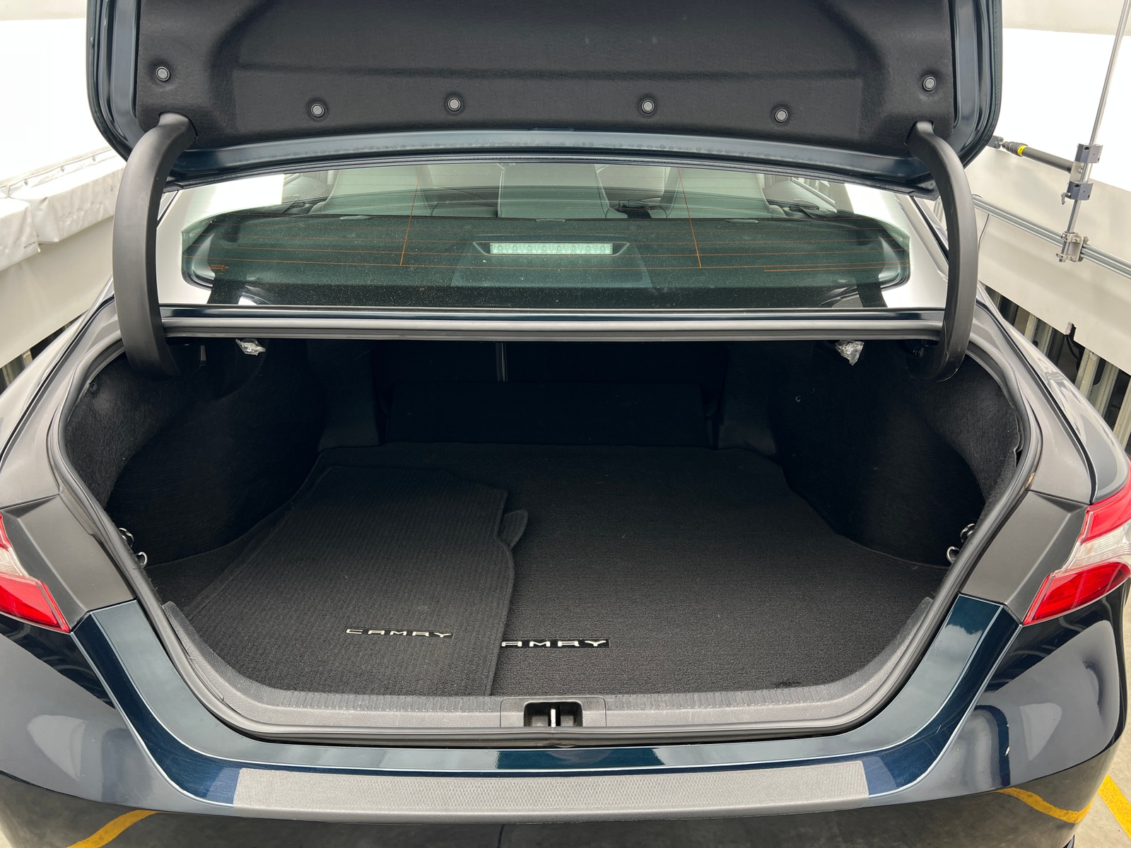 Thumbnail: 2018 Toyota Camry - 6