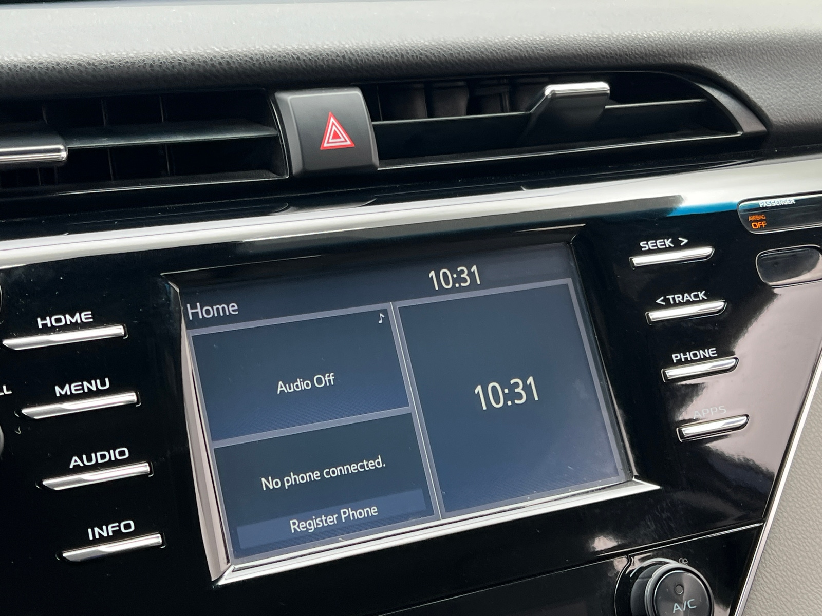 Thumbnail: 2018 Toyota Camry - 3