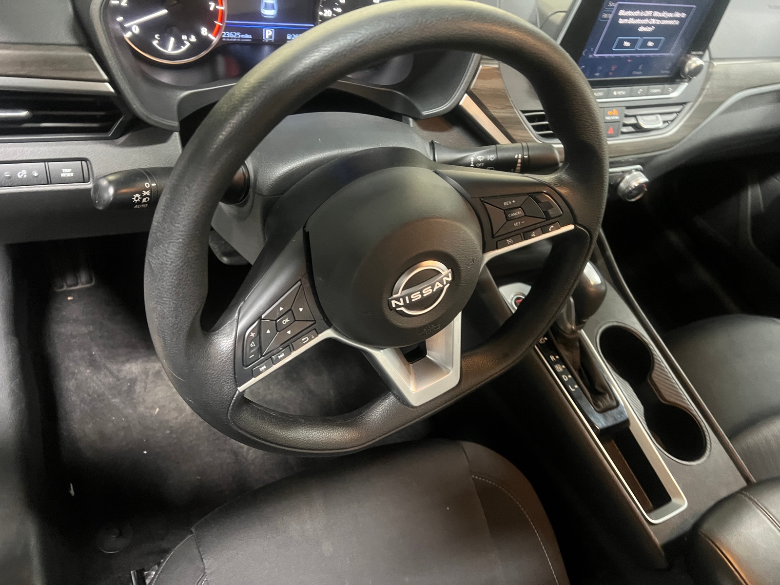 Thumbnail: 2025 Nissan Altima - 5