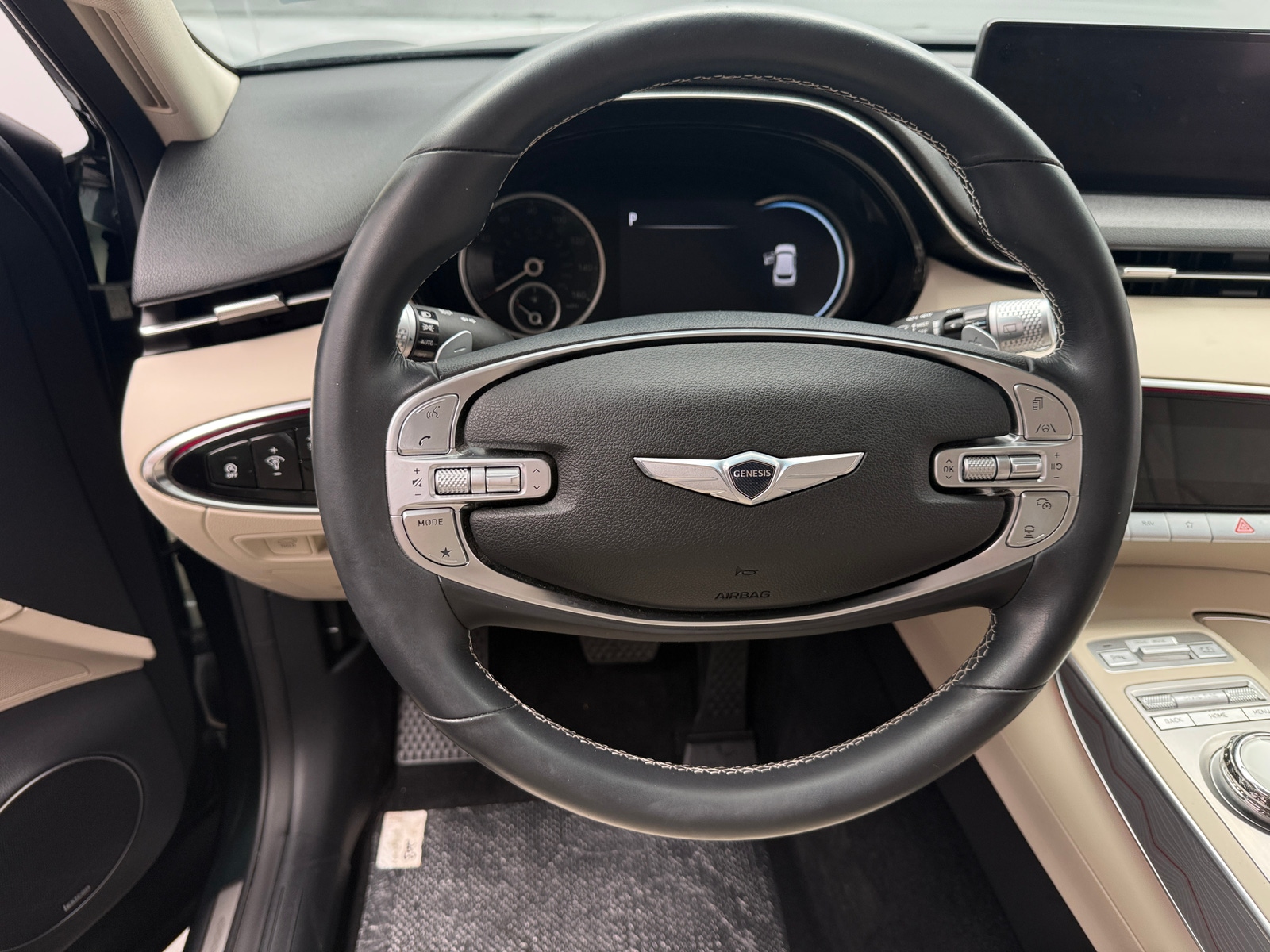 Thumbnail: 2023 Genesis GV70 - 4