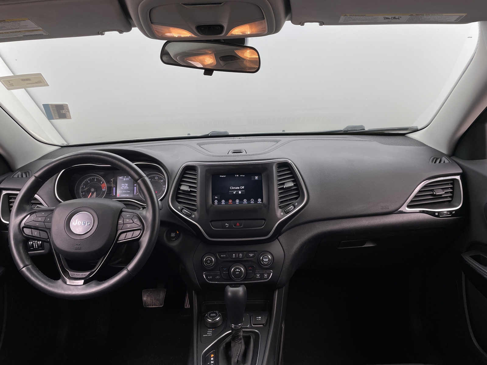 Thumbnail: 2019 Jeep Cherokee - 3