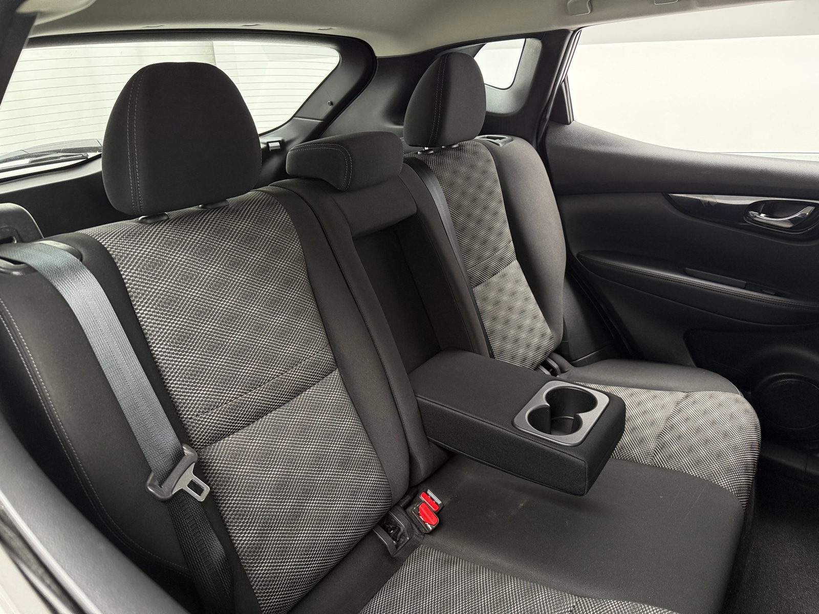 Thumbnail: 2019 Nissan Rogue Sport - 6