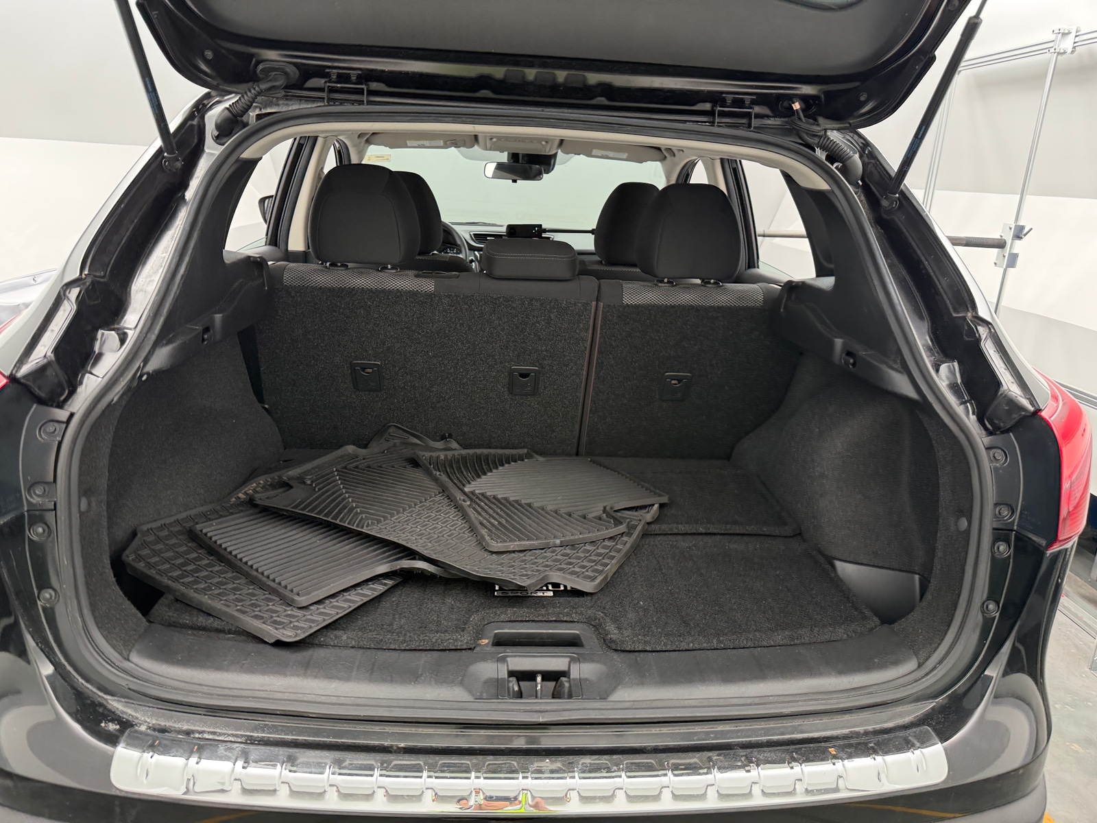 Thumbnail: 2019 Nissan Rogue Sport - 7