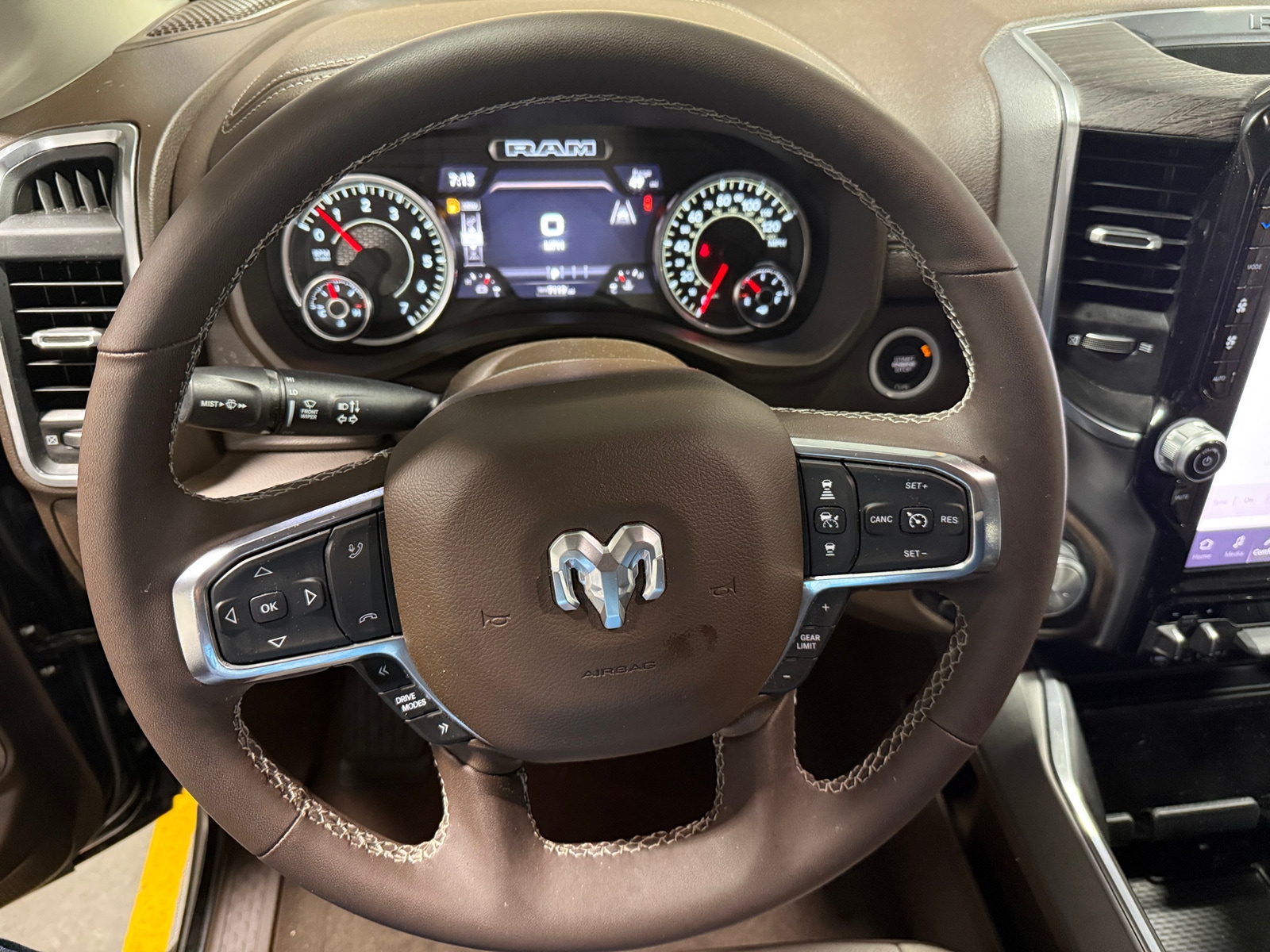 Thumbnail: 2025 RAM 1500 - 4