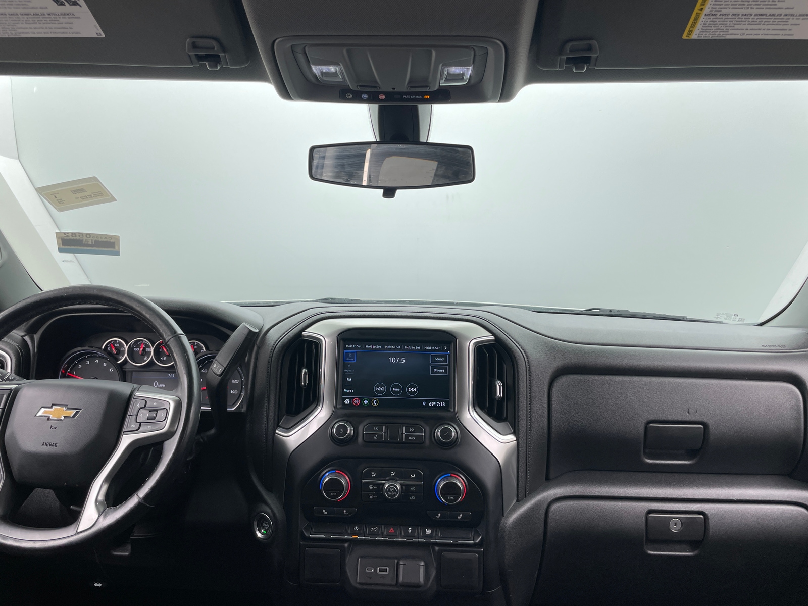 Thumbnail: 2019 Chevrolet Silverado 1500 - 3