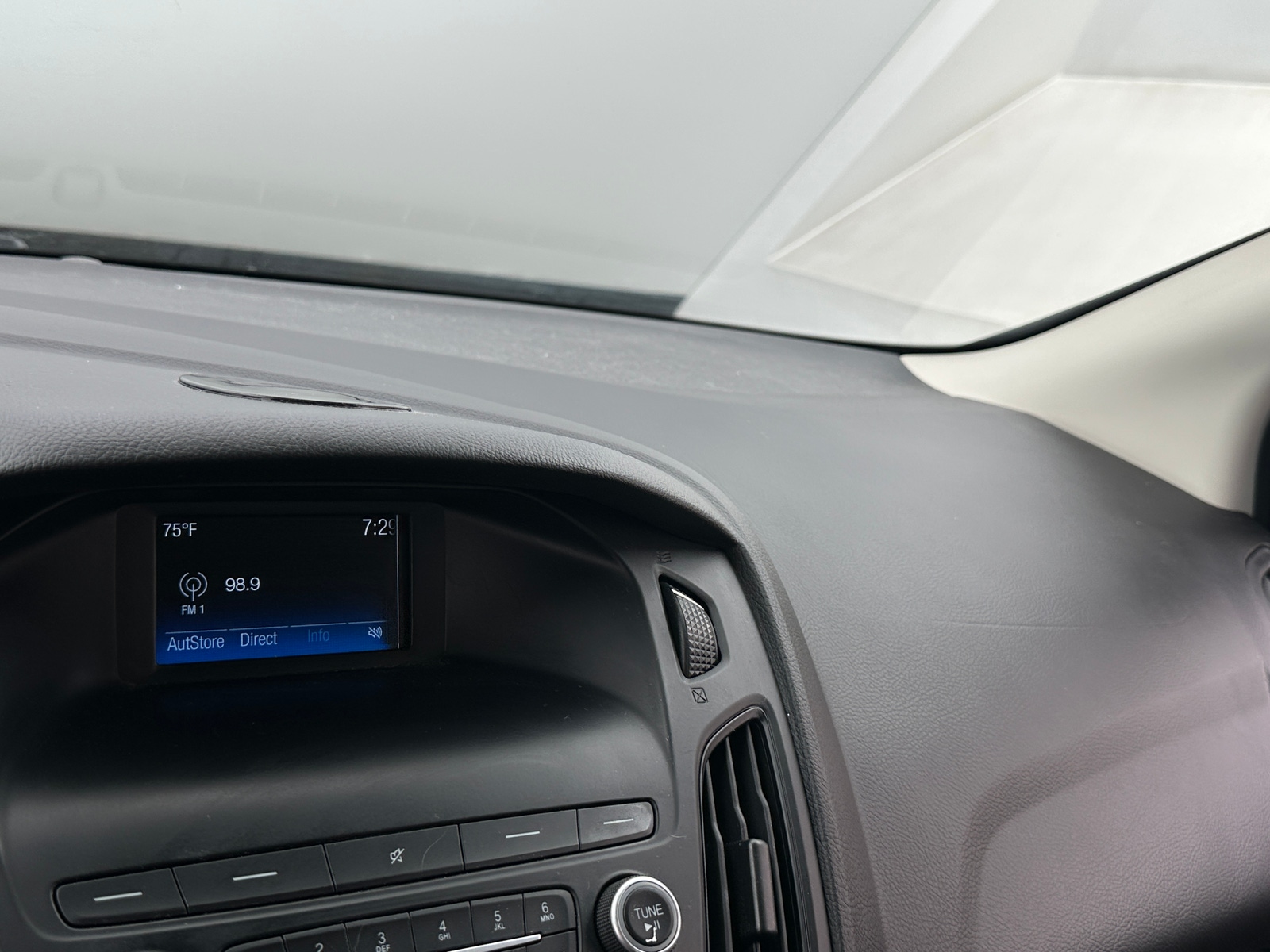 Thumbnail: 2018 Ford Focus - 4