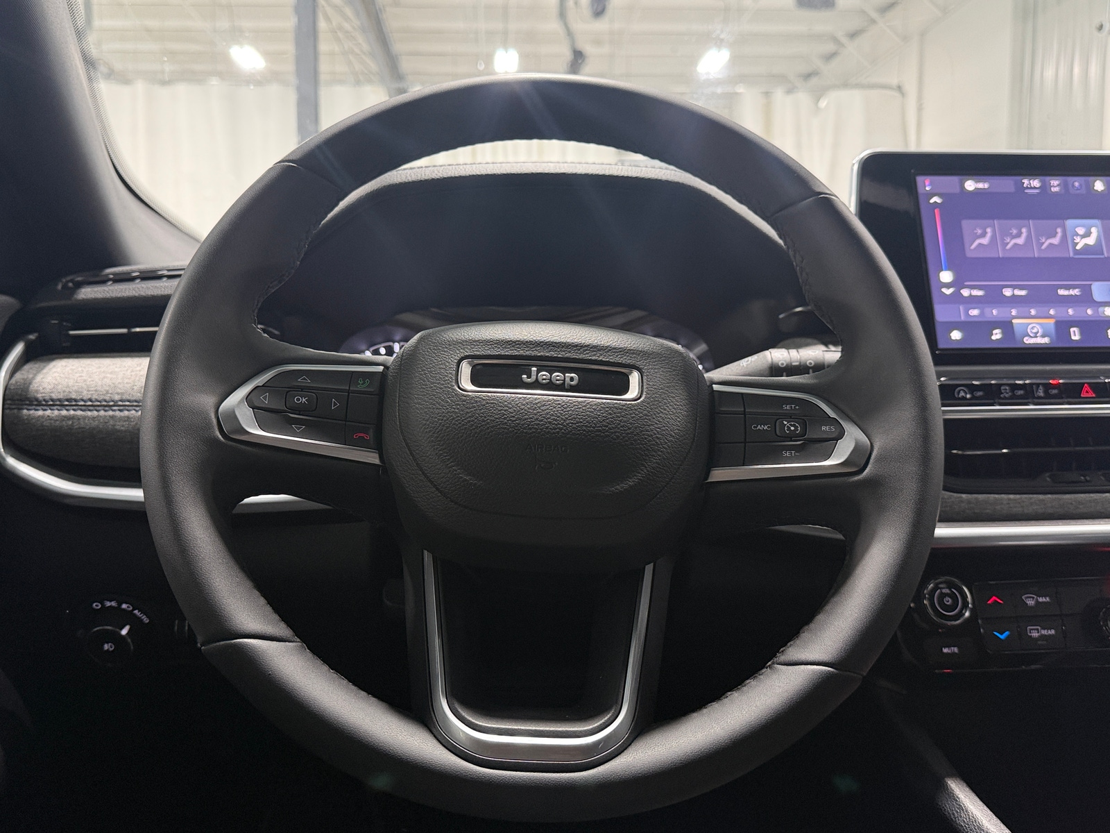 Thumbnail: 2025 Jeep Compass - 4