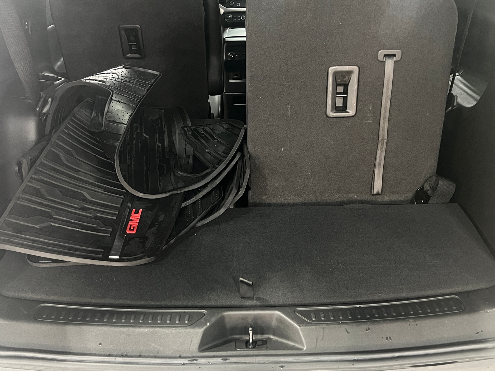 Thumbnail: 2020 GMC Acadia - 6